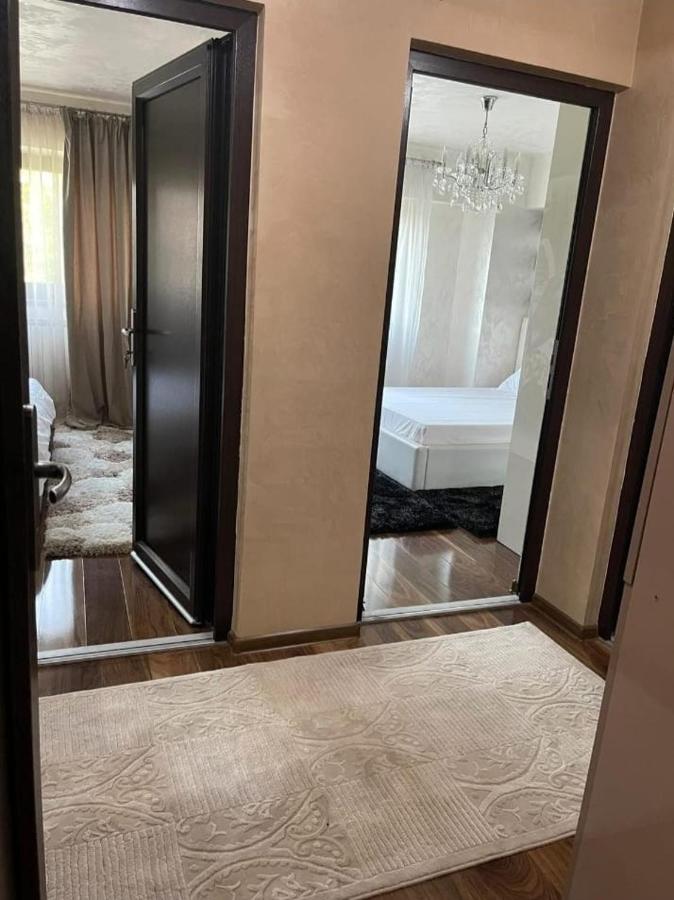 Apartament Lux Ultracentral Craiova Exterior foto